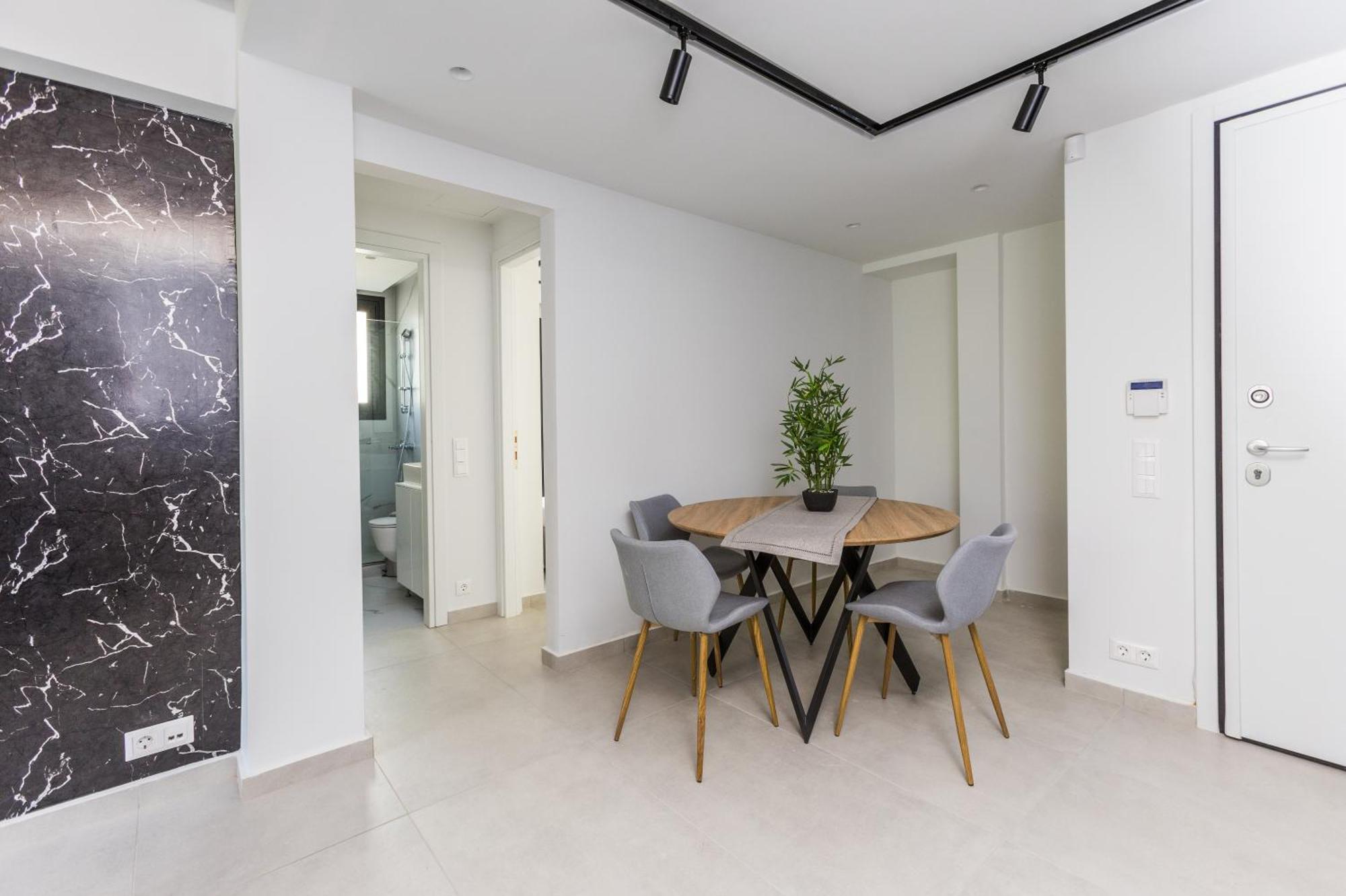 Varkiza Luxury Suites By Raise Vari  Bagian luar foto